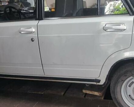 Белый ВАЗ 2107, объемом двигателя 1.6 л и пробегом 46 тыс. км за 2600 $, фото 1 на Automoto.ua