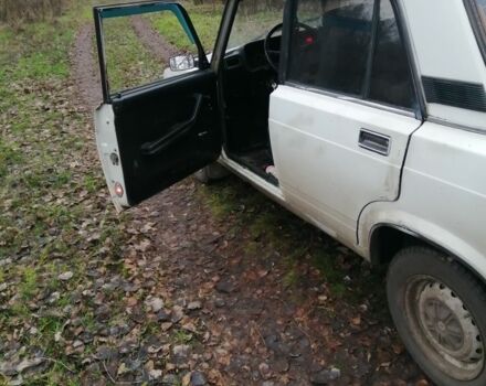 Белый ВАЗ 2107, объемом двигателя 0 л и пробегом 100 тыс. км за 876 $, фото 4 на Automoto.ua