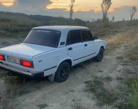 ВАЗ 2107 1997 в Шаргороде на Automoto.ua Белый ВАЗ 2107, объемом двигателя 1.6 л и пробегом 400 тыс. км за 1300 $, фото 7 на Automoto.ua