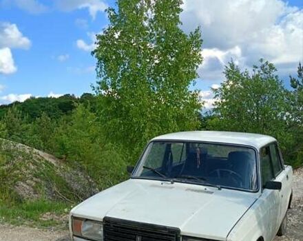 Белый ВАЗ 2107, объемом двигателя 1.6 л и пробегом 88 тыс. км за 482 $, фото 4 на Automoto.ua