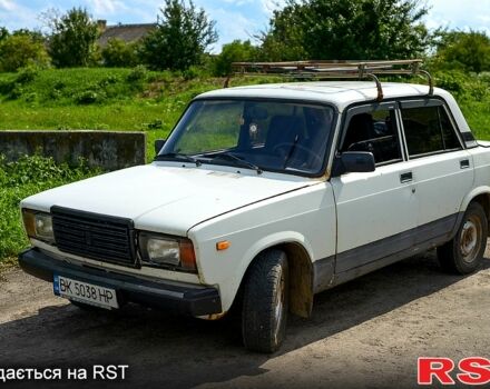 Белый ВАЗ 2107, объемом двигателя 1.5 л и пробегом 0 тыс. км за 700 $, фото 11 на Automoto.ua