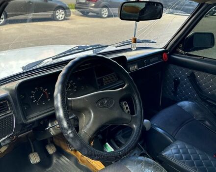 Білий ВАЗ 2107, об'ємом двигуна 1.5 л та пробігом 256 тис. км за 700 $, фото 4 на Automoto.ua