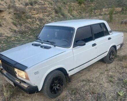 ВАЗ 2107 1997 в Шаргороде на Automoto.ua Белый ВАЗ 2107, объемом двигателя 1.6 л и пробегом 400 тыс. км за 1300 $, фото 2 на Automoto.ua