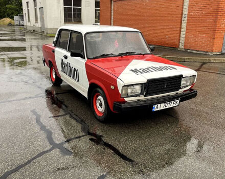 Белый ВАЗ 2107, объемом двигателя 1.5 л и пробегом 0 тыс. км за 850 $, фото 2 на Automoto.ua