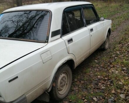 Белый ВАЗ 2107, объемом двигателя 0 л и пробегом 100 тыс. км за 876 $, фото 3 на Automoto.ua
