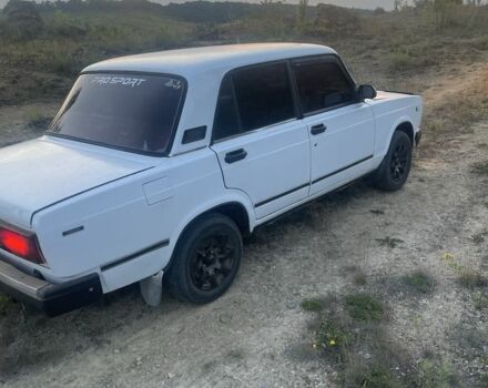 ВАЗ 2107 1997 в Шаргороде на Automoto.ua Белый ВАЗ 2107, объемом двигателя 1.6 л и пробегом 400 тыс. км за 1300 $, фото 6 на Automoto.ua