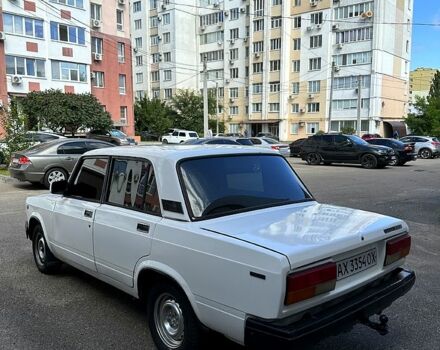 Білий ВАЗ 2107, об'ємом двигуна 1.5 л та пробігом 256 тис. км за 700 $, фото 2 на Automoto.ua