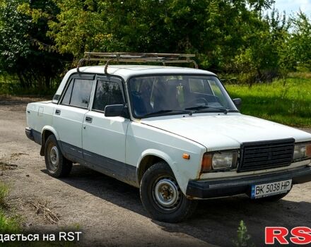 Белый ВАЗ 2107, объемом двигателя 1.5 л и пробегом 0 тыс. км за 700 $, фото 10 на Automoto.ua