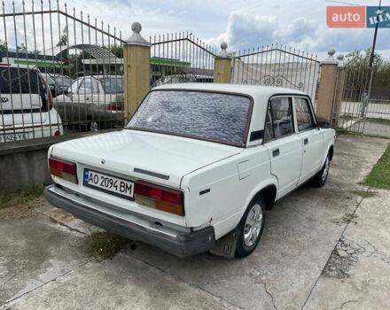 ВАЗ 2107 1998 в Тячеве на Automoto.ua Белый ВАЗ 2107, объемом двигателя 1.3 л и пробегом 120 тыс. км за 850 $, фото 5 на Automoto.ua