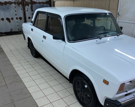 Белый ВАЗ 2107, объемом двигателя 1.5 л и пробегом 3 тыс. км за 832 $, фото 1 на Automoto.ua