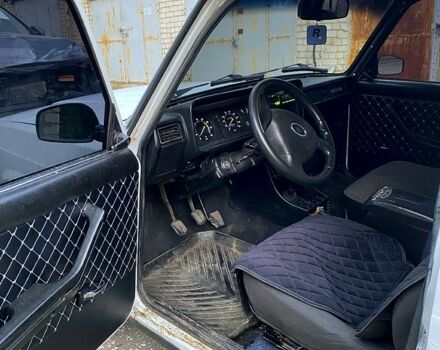 Білий ВАЗ 2107, об'ємом двигуна 1.6 л та пробігом 200 тис. км за 750 $, фото 4 на Automoto.ua