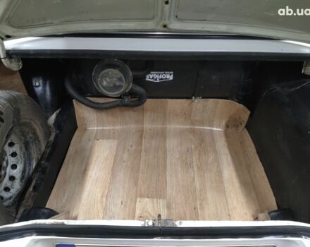 Белый ВАЗ 2107, объемом двигателя 0 л и пробегом 200 тыс. км за 1000 $, фото 3 на Automoto.ua