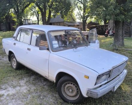 Белый ВАЗ 2107, объемом двигателя 1.5 л и пробегом 140 тыс. км за 1050 $, фото 1 на Automoto.ua