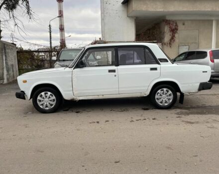 Белый ВАЗ 2107, объемом двигателя 1.5 л и пробегом 49 тыс. км за 669 $, фото 1 на Automoto.ua