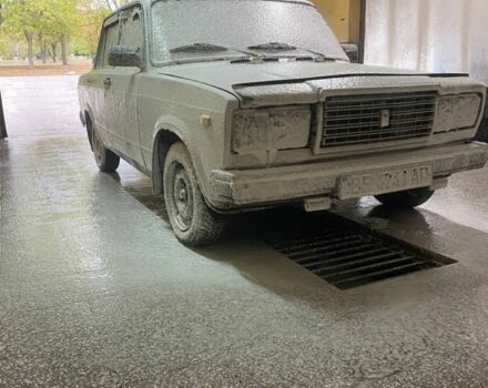 Белый ВАЗ 2107, объемом двигателя 1.6 л и пробегом 3 тыс. км за 908 $, фото 4 на Automoto.ua