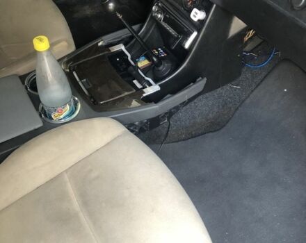 Белый ВАЗ 2107, объемом двигателя 1.6 л и пробегом 500 тыс. км за 951 $, фото 5 на Automoto.ua