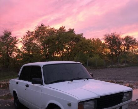 Белый ВАЗ 2107, объемом двигателя 1.6 л и пробегом 500 тыс. км за 951 $, фото 4 на Automoto.ua