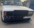 Белый ВАЗ 2107, объемом двигателя 1.5 л и пробегом 300 тыс. км за 1002 $, фото 2 на Automoto.ua