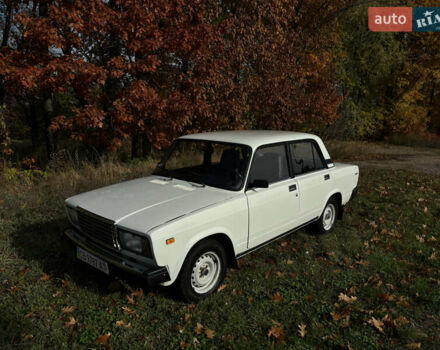 ВАЗ 2107 2000 в Чернигове на Automoto.ua Белый ВАЗ 2107, объемом двигателя 1.6 л и пробегом 68 тыс. км за 1899 $, фото 32 на Automoto.ua