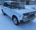 Белый ВАЗ 2107, объемом двигателя 1 л и пробегом 67 тыс. км за 664 $, фото 1 на Automoto.ua