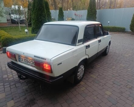 ВАЗ 2107 2002 в Хмельницком на Automoto.ua Белый ВАЗ 2107, объемом двигателя 1.5 л и пробегом 200 тыс. км за 749 $, фото 4 на Automoto.ua