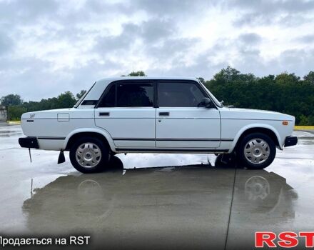 Белый ВАЗ 2107, объемом двигателя 1.5 л и пробегом 70 тыс. км за 1600 $, фото 1 на Automoto.ua