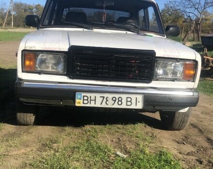 Белый ВАЗ 2107, объемом двигателя 1.5 л и пробегом 3 тыс. км за 952 $, фото 1 на Automoto.ua