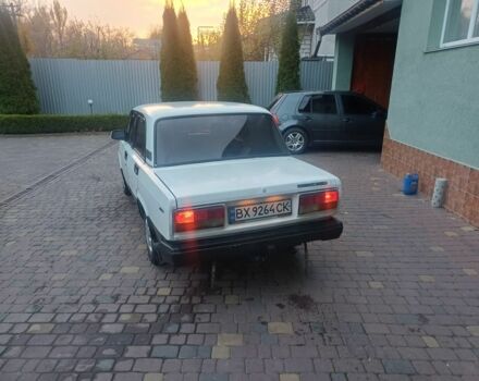 ВАЗ 2107 2002 в Хмельницком на Automoto.ua Белый ВАЗ 2107, объемом двигателя 1.5 л и пробегом 200 тыс. км за 749 $, фото 3 на Automoto.ua