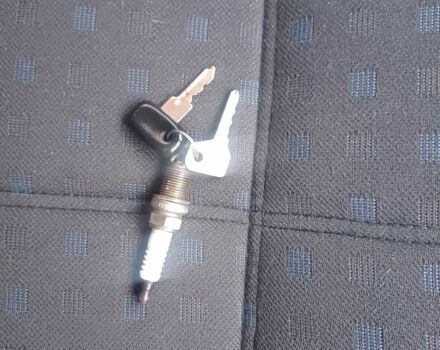 ВАЗ 2107 2002 в Хмельницком на Automoto.ua Белый ВАЗ 2107, объемом двигателя 1.5 л и пробегом 200 тыс. км за 749 $, фото 12 на Automoto.ua