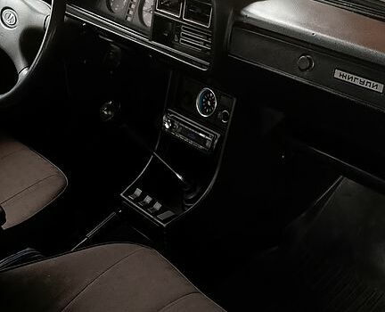 Белый ВАЗ 2107, объемом двигателя 1.5 л и пробегом 0 тыс. км за 2500 $, фото 2 на Automoto.ua