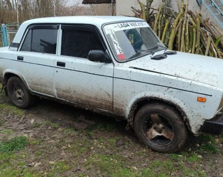 Белый ВАЗ 2107, объемом двигателя 1.5 л и пробегом 1 тыс. км за 1250 $, фото 2 на Automoto.ua