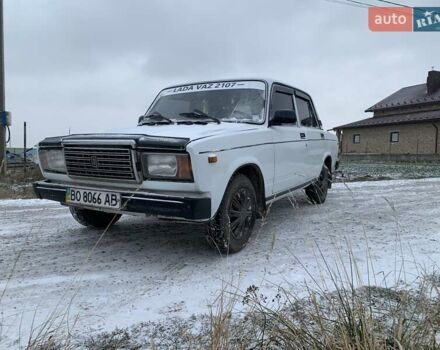 Білий ВАЗ 2107, об'ємом двигуна 1.5 л та пробігом 100 тис. км за 1200 $, фото 1 на Automoto.ua