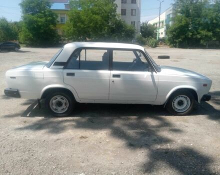 Белый ВАЗ 2107, объемом двигателя 1.5 л и пробегом 87 тыс. км за 800 $, фото 2 на Automoto.ua