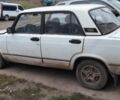 Белый ВАЗ 2107, объемом двигателя 1.5 л и пробегом 250 тыс. км за 437 $, фото 2 на Automoto.ua