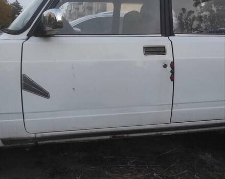 Белый ВАЗ 2107, объемом двигателя 1.5 л и пробегом 100 тыс. км за 700 $, фото 4 на Automoto.ua
