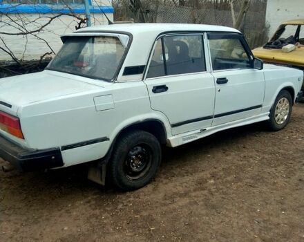 Белый ВАЗ 2107, объемом двигателя 1.5 л и пробегом 0 тыс. км за 650 $, фото 2 на Automoto.ua
