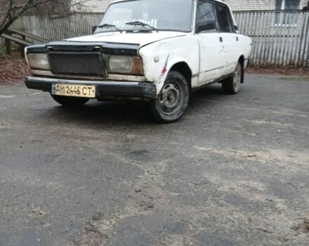 Білий ВАЗ 2107, об'ємом двигуна 1.5 л та пробігом 150 тис. км за 592 $, фото 1 на Automoto.ua