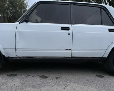 Белый ВАЗ 2107, объемом двигателя 1.5 л и пробегом 70 тыс. км за 1074 $, фото 5 на Automoto.ua