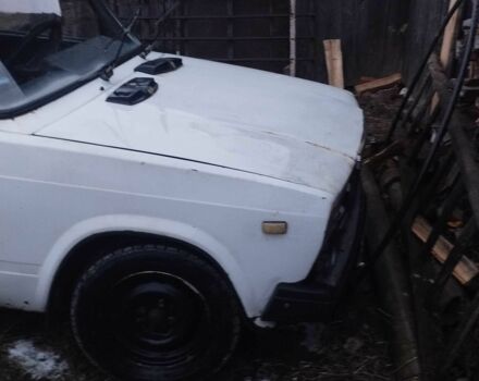 Белый ВАЗ 2107, объемом двигателя 1.6 л и пробегом 90 тыс. км за 356 $, фото 4 на Automoto.ua