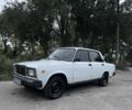 Белый ВАЗ 2107, объемом двигателя 1.5 л и пробегом 70 тыс. км за 1074 $, фото 2 на Automoto.ua