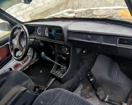 Белый ВАЗ 2107, объемом двигателя 1.5 л и пробегом 12 тыс. км за 356 $, фото 6 на Automoto.ua