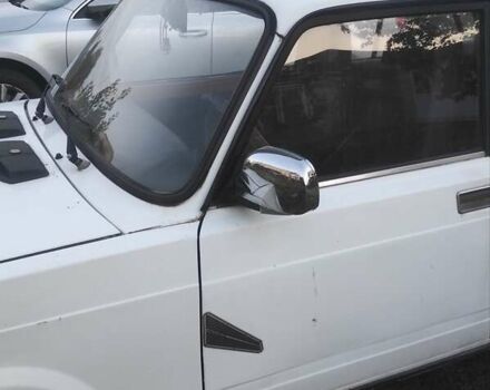 Белый ВАЗ 2107, объемом двигателя 1.5 л и пробегом 100 тыс. км за 700 $, фото 3 на Automoto.ua