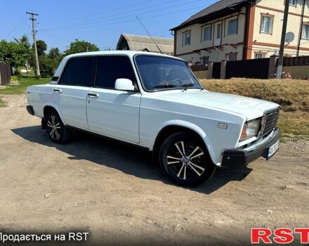 Білий ВАЗ 2107, об'ємом двигуна 1.6 л та пробігом 45 тис. км за 2000 $, фото 2 на Automoto.ua