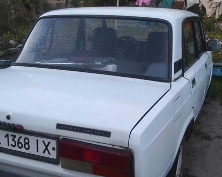 Белый ВАЗ 2107, объемом двигателя 1.5 л и пробегом 100 тыс. км за 700 $, фото 5 на Automoto.ua