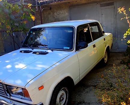 Білий ВАЗ 2107, об'ємом двигуна 1.5 л та пробігом 170 тис. км за 1000 $, фото 2 на Automoto.ua