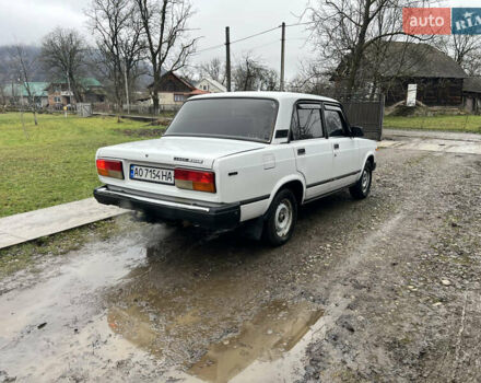 Белый ВАЗ 2107, объемом двигателя 1.45 л и пробегом 90 тыс. км за 1050 $, фото 3 на Automoto.ua