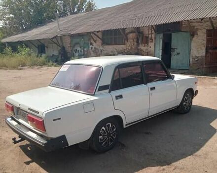 Белый ВАЗ 2107, объемом двигателя 1.5 л и пробегом 890 тыс. км за 1550 $, фото 1 на Automoto.ua