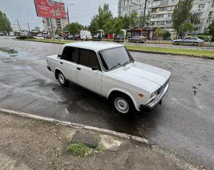 Белый ВАЗ 2107, объемом двигателя 1.5 л и пробегом 63 тыс. км за 2800 $, фото 2 на Automoto.ua