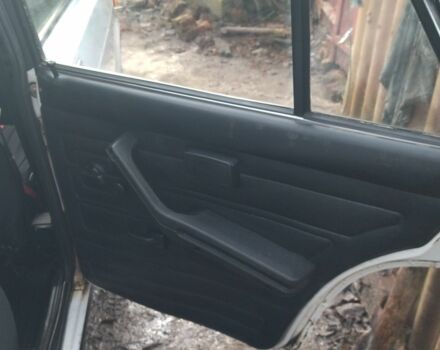 Білий ВАЗ 2107, об'ємом двигуна 1.5 л та пробігом 33 тис. км за 1000 $, фото 7 на Automoto.ua