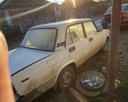Белый ВАЗ 2107, объемом двигателя 1.4 л и пробегом 250 тыс. км за 550 $, фото 3 на Automoto.ua